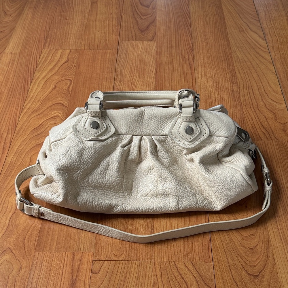 Marc by Marc Jacobs | Cream Leather Shoulder Bag - Picture 2 of 6